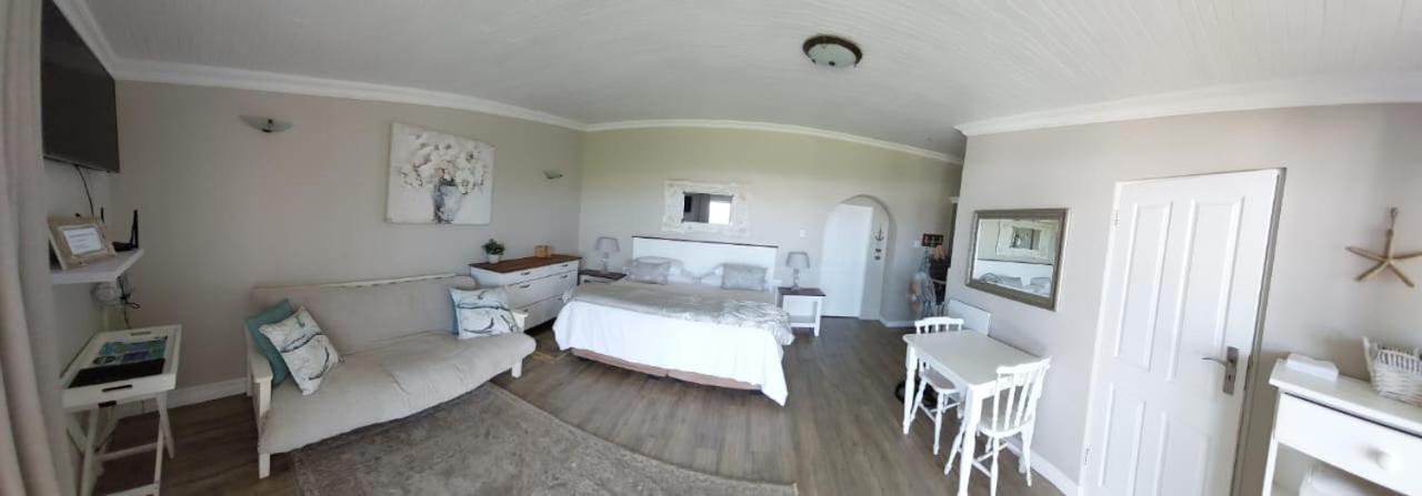 Casa Seaviews Hotel Port Elizabeth Exterior photo