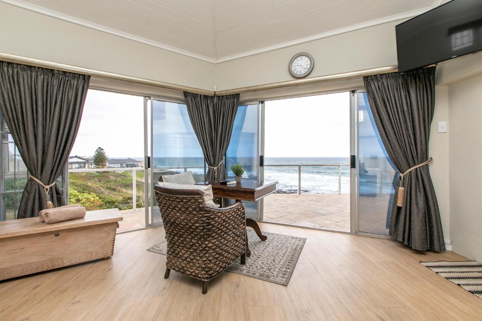 Casa Seaviews Hotel Port Elizabeth Exterior photo