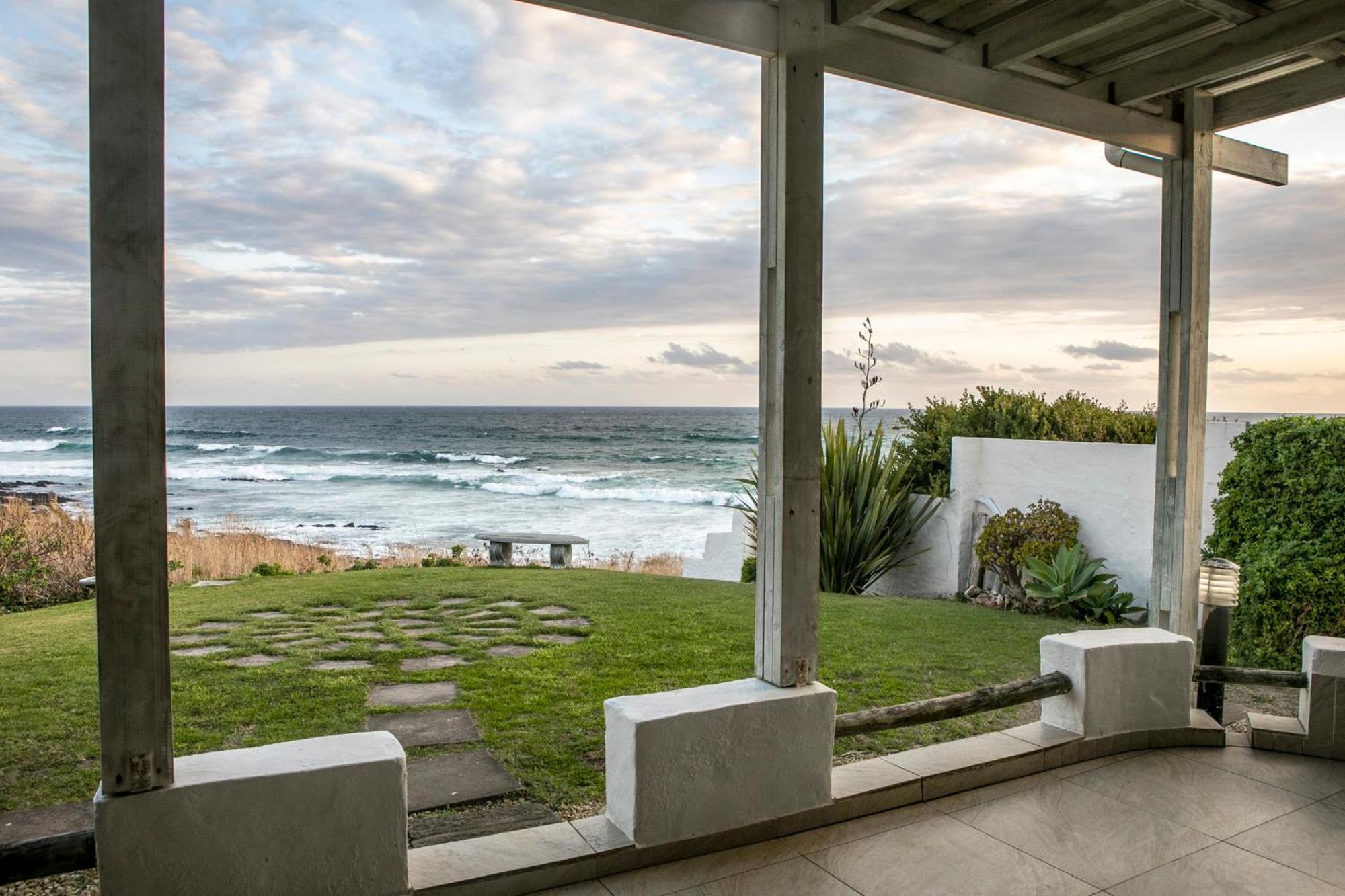 Casa Seaviews Hotel Port Elizabeth Exterior photo